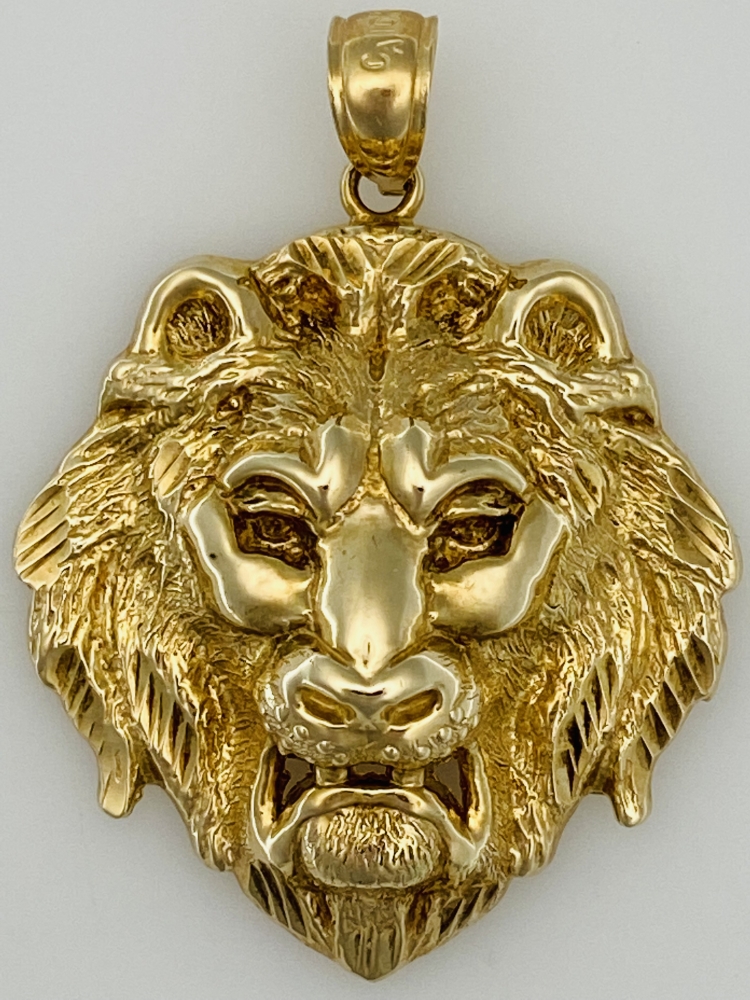 Lion Yellow Gold Pendant