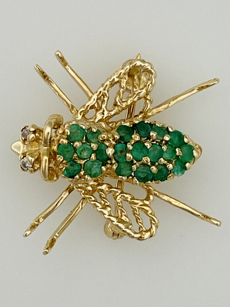 Emerald Fly Broach